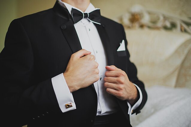 Black tie aprangos kodas (asociatyvi nuotr.)