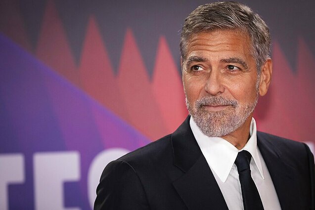 Vienas pagrindinių demokratų rėmėjų Clooney: Bidenas turėtų nutraukti rinkimų kampaniją