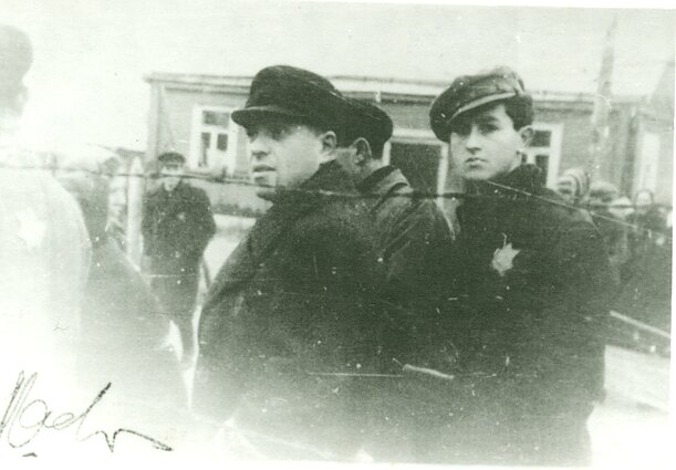 Abelis Malnikas (dešinėje) Kauno gete