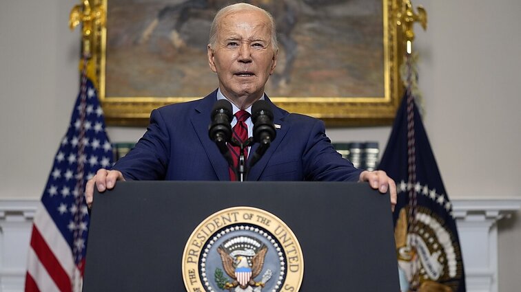 Bidenas: nesutarimus sprendžiame prie balsadėžių, ne kulkomis