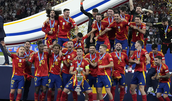 „Laimėjo ta rinktinė, kuri ir turėjo“: Europos futbolo čempionato atgarsiai