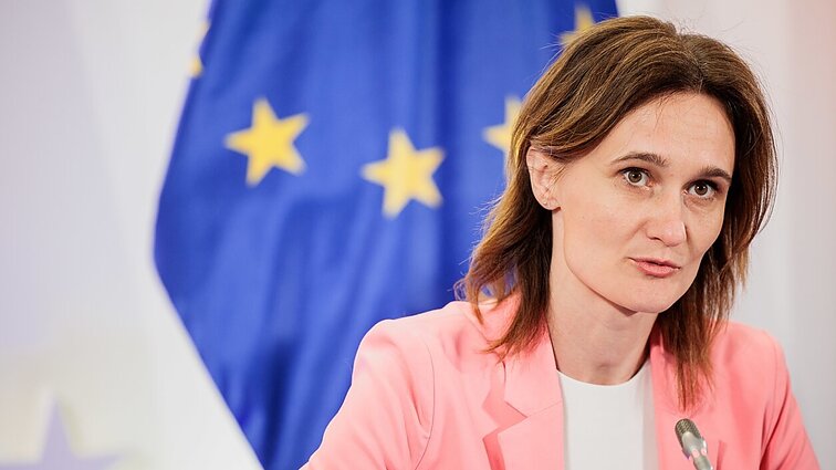 Seimo pirmininkė apie kalbas dėl galimo ministrų keitimo: galių žaidimas