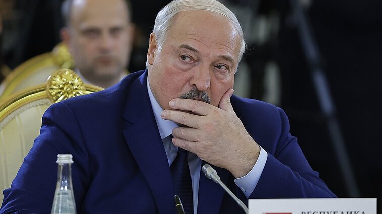 Lukašenkos režimo 30-metis: politinių kalinių vaikus vadina „parazitais“