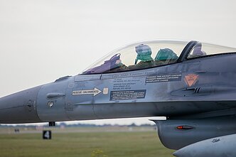 Naikintuvas F-16 Naikintuvas F-16