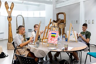 Інгріда Шимоніте відвідала у Паланзі літній табір, де відпочивають діти з України