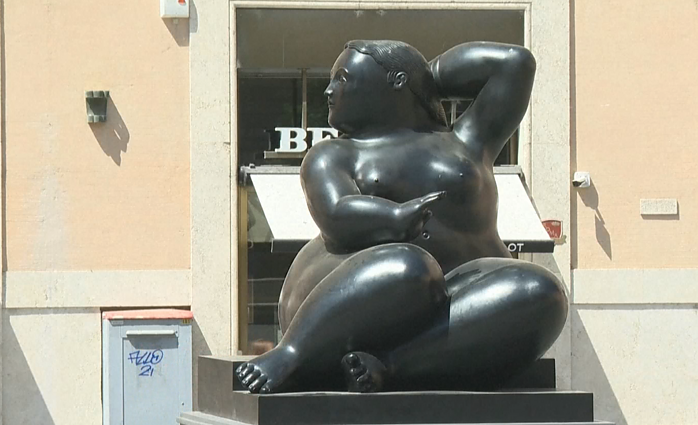 Fernando Botero skulptūros atgaivina Romos gatves: dialogas tarp meno epochų