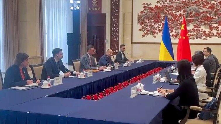 Pekine viešėjęs Kuleba: Kinija labai tvirtai patvirtino gerbianti Ukrainos suverenitetą