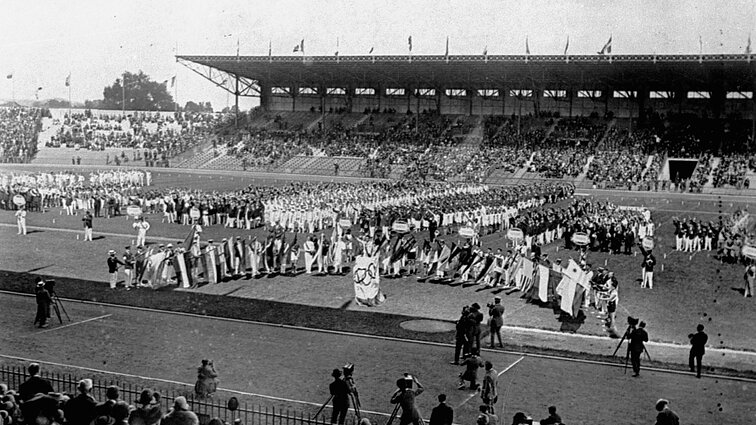 Istorikas apie dviratininkų olimpinį debiutą prieš 100 metų: į Paryžių važiavo su 450 litų