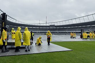 E. Sheerano koncertui ruošiamas Dariaus ir Girėno stadionas