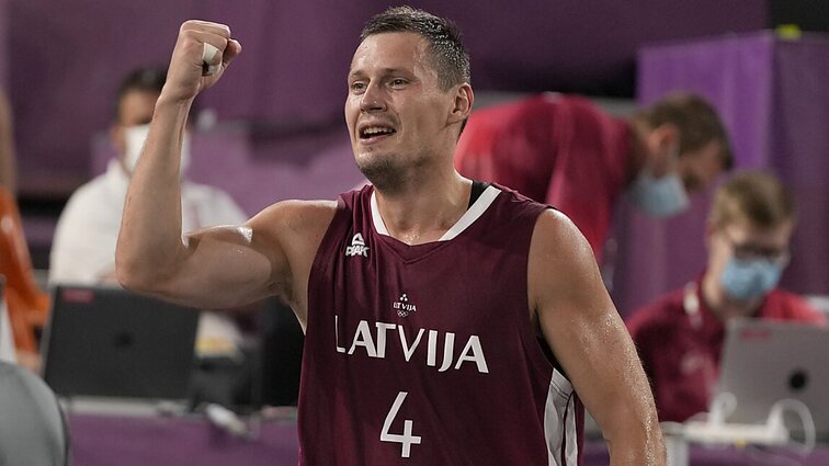Lietuvių ir latvių trijulių akistatos laukiantis Tokijo čempionas: tai bus beprotiška