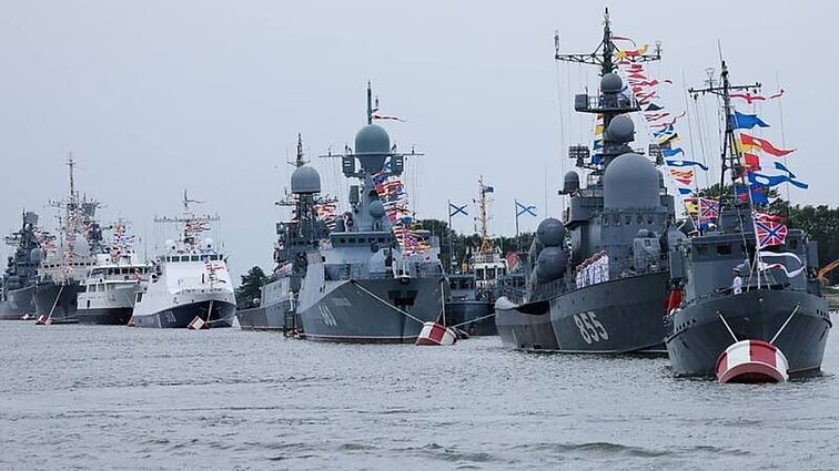 Rusija pradeda plataus masto jūrų pratybas, įtraukiančias ir Baltijos jūros laivyną