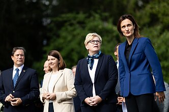 Ingrida Šimonytė i Viktorija Čmilytė-Nielsen na obchodach 33. rocznicy masakry w Miednikach Ingrida Šimonytė i Viktorija Čmilytė-Nielsen na obchodach 33. rocznicy masakry w Miednikach
