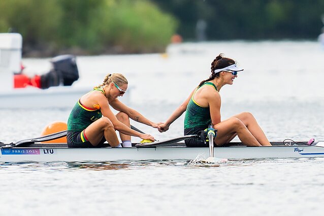 Į finalą patekusių irkluotojų reakcijas sekusi žurnalistė: šypsenos iki ausų