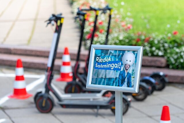 Paspirtukininkus kone kasdien gydantis medikas: geras šalmas gali išgelbėti nuo traumų