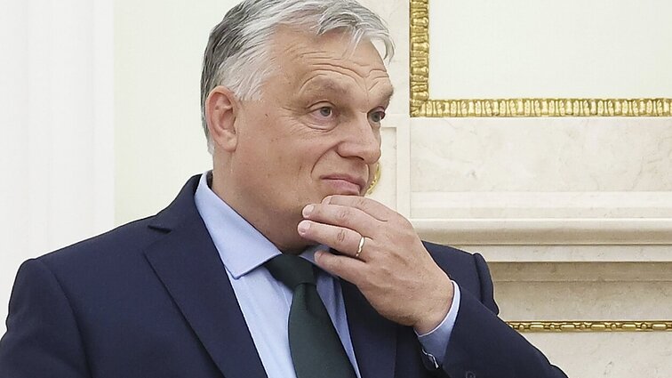 Nausėda suabejojo, ar Orbano valdoma Vengrija vis dar save mato kaip ES narę