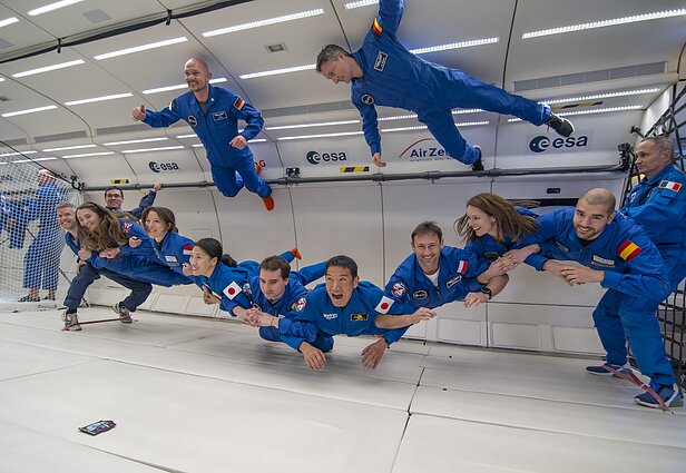 EKA astronautai treniruotėje EKA astronautai treniruotėje