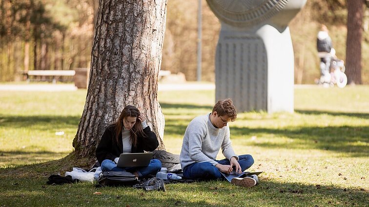 Lietuvoje – vis daugiau užsienio studentų: vilioja ir laimingiausias jaunimas pasaulyje