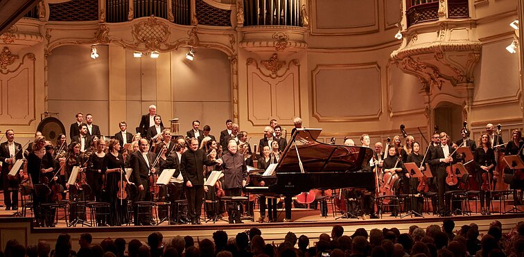 Hamburgo simfoninis orkestras ir Pierre-Laurentas Aimardas