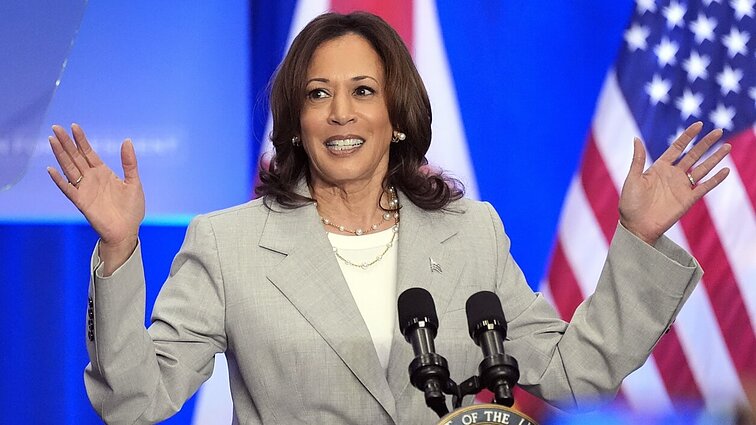 Harris renkasi viceprezidentą: anot Kojalos, geriau pažinsime ją kaip sprendimų priėmėją