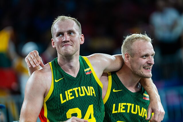 Aurelijus Pukelis ir Evaldas Džiaugys Aurelijus Pukelis ir Evaldas Džiaugys