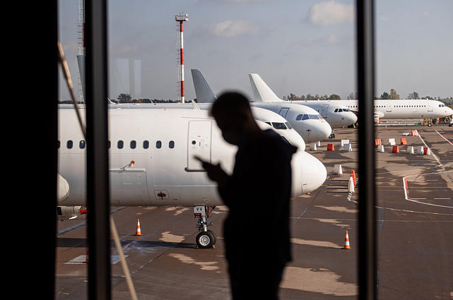 Vilniuje nusileido lėktuvas iš Tel Avivo: anot institucijų, Izraelyje – apie 200 lietuvių