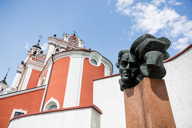 Centruose esantys sovietų karių kapai bus iškelti ir perlaidoti, nukels paminklą Nėriai