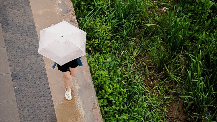 Orai keisis jau netrukus: sulauksime lietaus, stiprės vėjo gūsiai