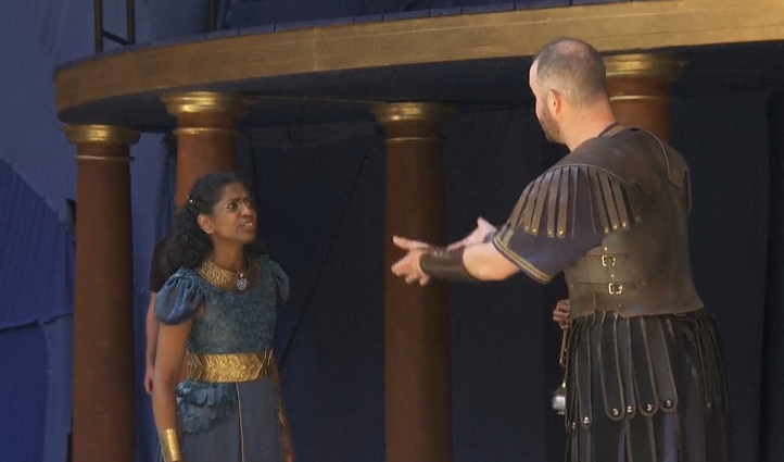 „Globe“ teatras pristato spektaklį pagal Shakespeare`o tragediją „Antonijus ir Kleopatra“