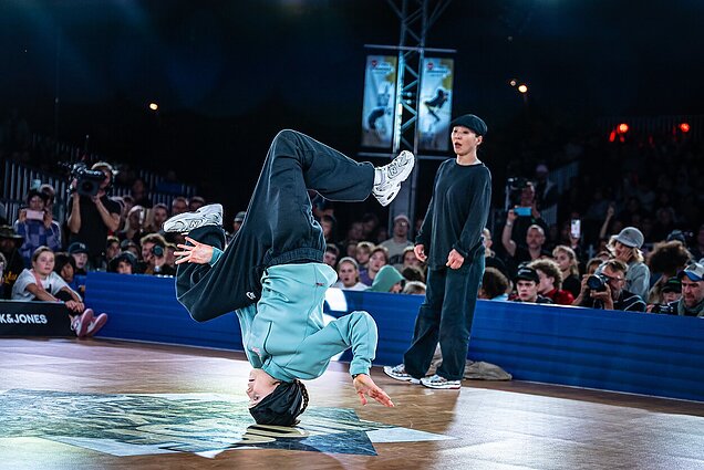 „Vaikai lygiuojasi į lyderius“: Lietuvos jaunuoliai reiškia didesnį susidomėjimą breiku