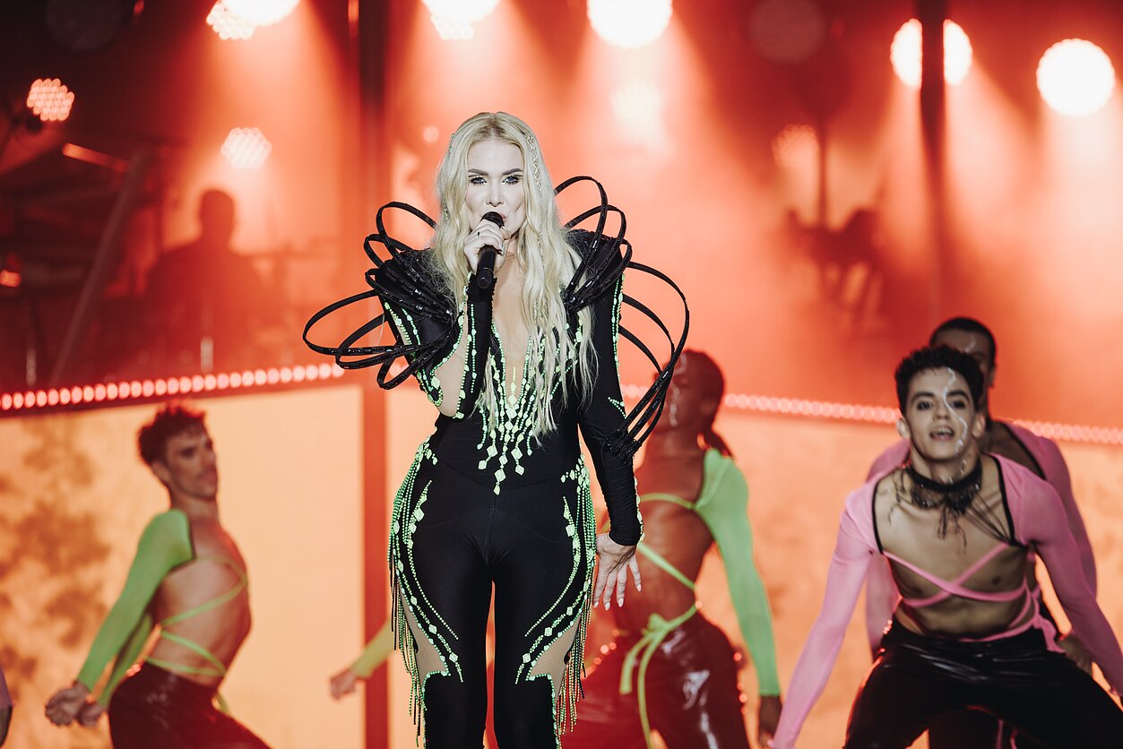 Natalijos Bunkės koncerto akimirka