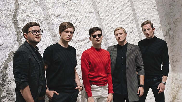 „Colours of Bubbles“ nariai apie savo klausytojus: jie jau atsiveda vaikus