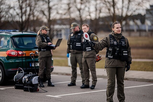 Aplinkosaugininkai pradeda automobilių taršos kontrolę: reidai vyks iki šaltojo sezono