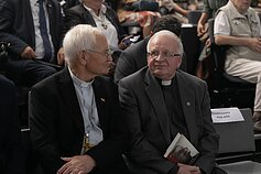 Vysk. Jonas Kauneckas ir kun. Robertas Grigas. Vilnius, 2023 m. rugsėjo 21 d. Vysk. Jonas Kauneckas ir kun. Robertas Grigas. Vilnius, 2023 m. rugsėjo 21 d.