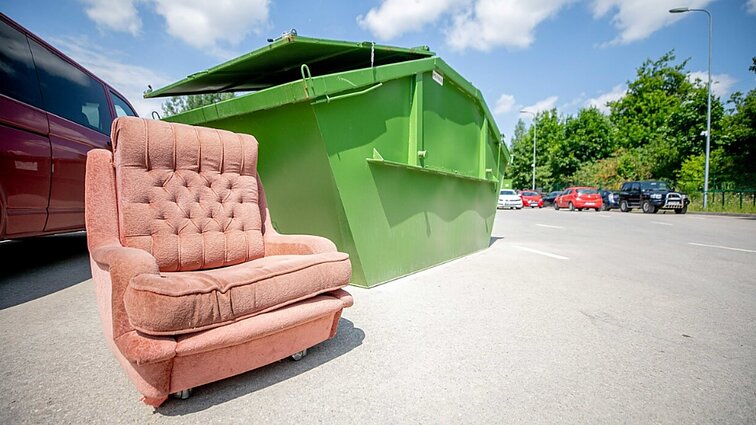 Siūlo nereikalingą valstybės turtą panaudoti pakartotinai – nemokamai atiduoti stotelėse