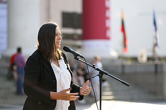 Фотовиставку «В сталевих грозах» у Вільнюсі присвятили стійкості українських воїнів