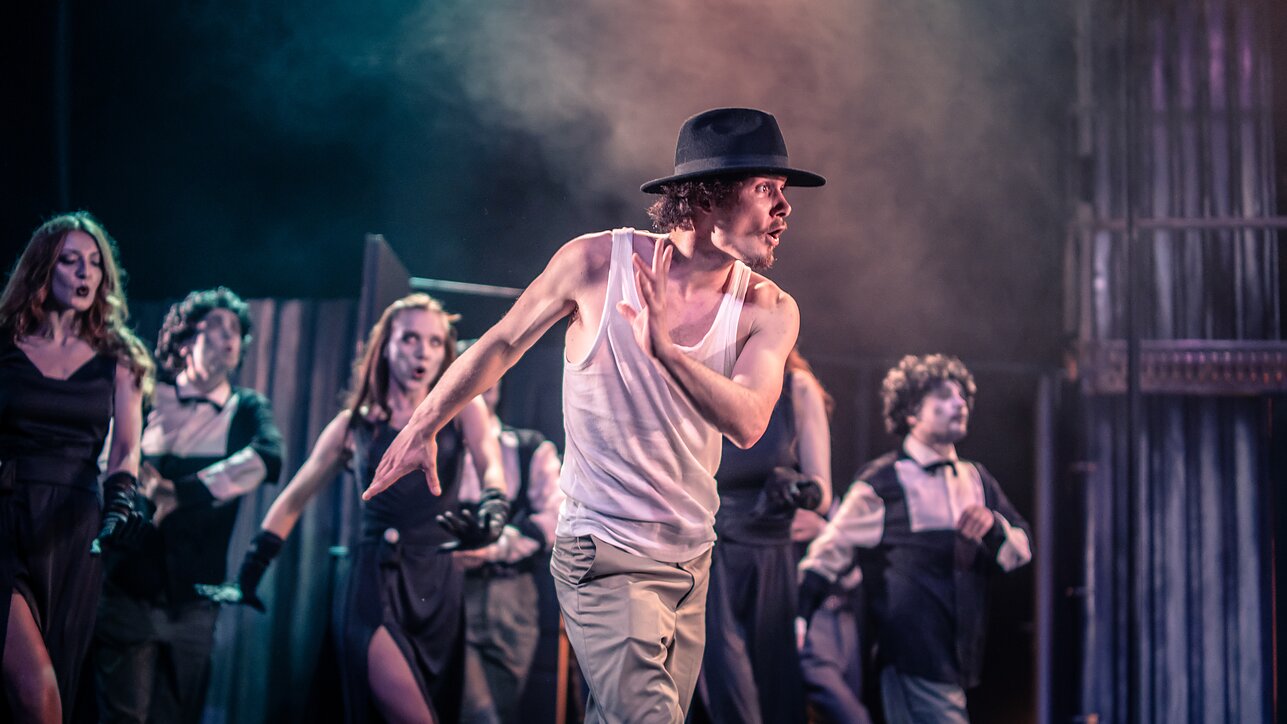 Spektaklis „Vasaros diena“