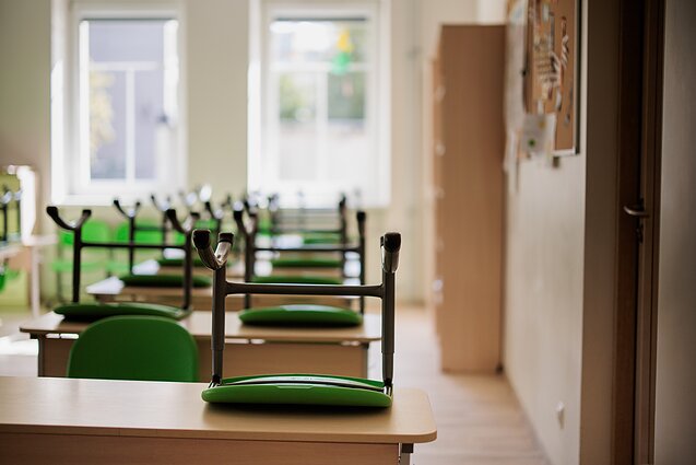 Rusų kalba traukiasi iš mokyklų, tačiau kitų kalbų mokytojų rasti nelengva