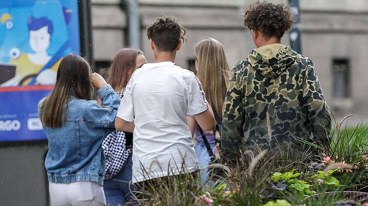 „Gelbėkit vaikus“ mokyklas kviečia rinkti solidarumo kilometrus: tokiu būdu mes augame