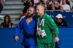 Osvaldas Bareikis ir jo ilgametis treneris Algis Mečkovskis Osvaldas Bareikis ir jo ilgametis treneris Algis Mečkovskis