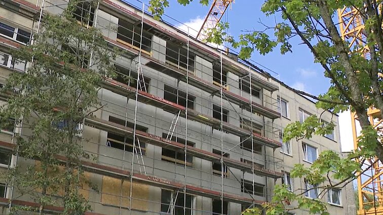 „Viskas atlapota, išversta“: remontuojamame Viršuliškių daugiabutyje įtaria vagystę