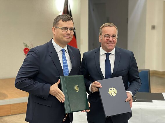 Laurynas Kasčiūnas and Boris Pistorius Laurynas Kasčiūnas and Boris Pistorius