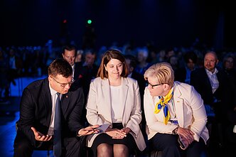 Лауринас Кащюнас, Гинтаре Скайсте, Ингрида Шимоните; Консерваторы