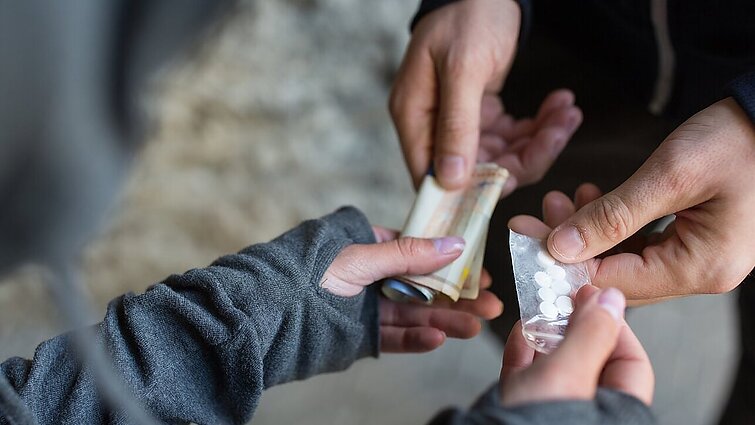 Policijos vadovas: daugėja nepilnamečių, įtariamų su narkotikais susijusiais nusikaltimais