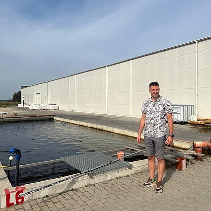Plyname lauke iškilo moderni upėtakių auginimo ferma