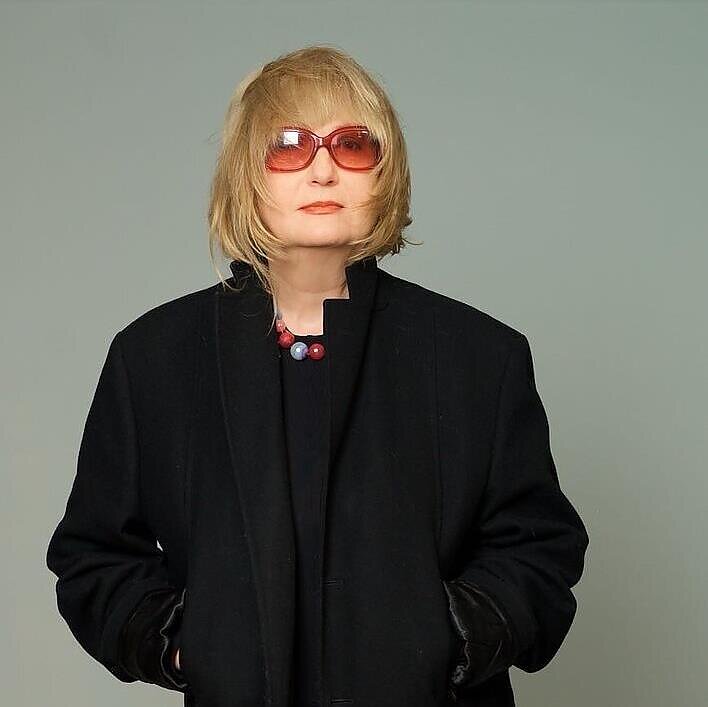 Audra Vau, Aušra Lukošiūnienė