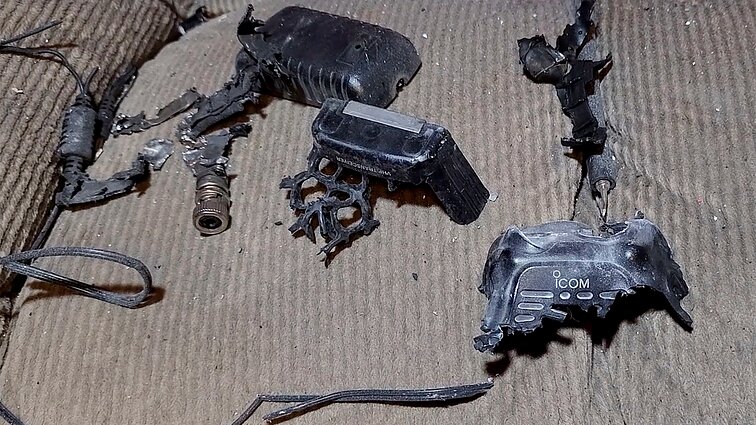 Japonijos įmonė teigia nutraukusi „Hezbollah“ naudojamų „peidžerių“ gamybą prieš 10 metų