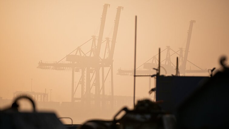 Laivui su rusiška salietra judant Klaipėdos link, vadovybė kartoja – jis įleistas nebus