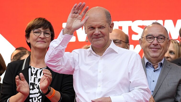 Apklausos: Brandenburgo žemės rinkimuose pirmauja Scholzo socialdemokratai