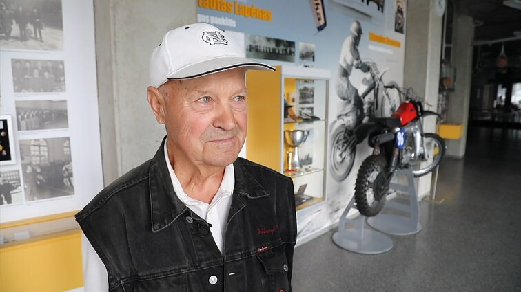 Šlovingus motokroso metus prisiminęs 85-erių Ramonas: buvau pakvaišęs ir tapdavau čempionu