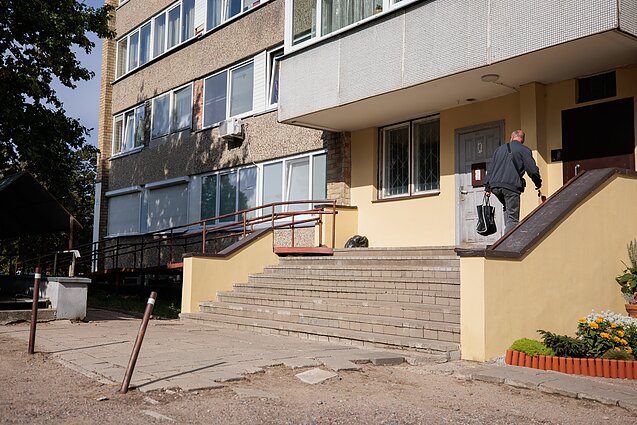 Daugiabutis (asociatyvi)